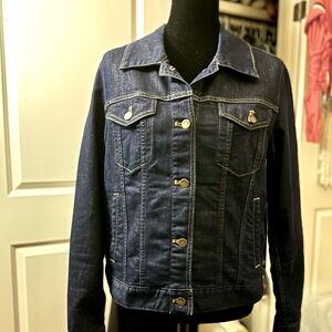 Medium Patagonia denim jacket - like new!